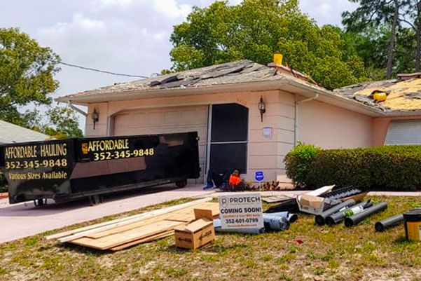 Featured image for “Garage Cleanout Made Easy: Tips for a Tidy and Functional Space”